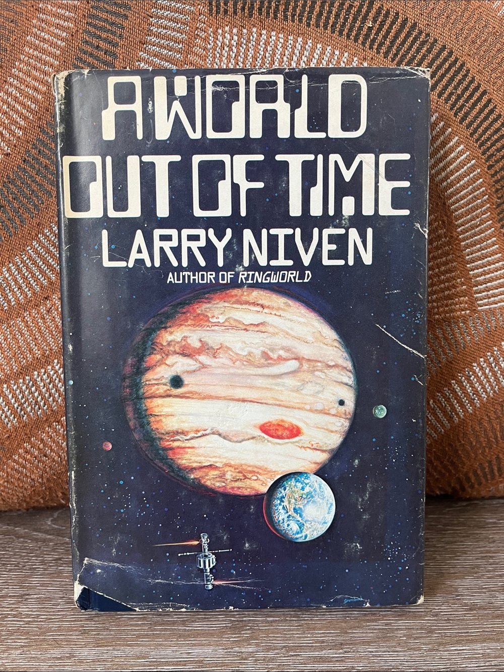 A World Out of Time by Larry Niven 1976